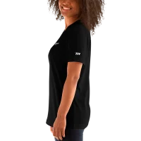 mm_100205_100206_100207_100208_blkwht_all_size_apph06010105nrr_web_2000px